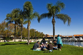 Hillarys Boat Harbour - Great Ocean Road Tourism 3