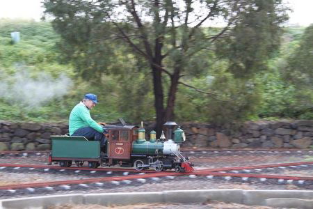 Altona Miniture Railway - Great Ocean Road Tourism 2