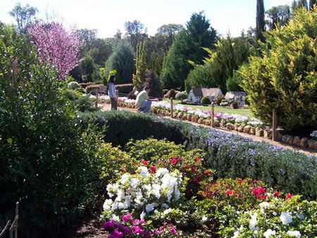 Abingdon Miniature Village - Great Ocean Road Tourism 3