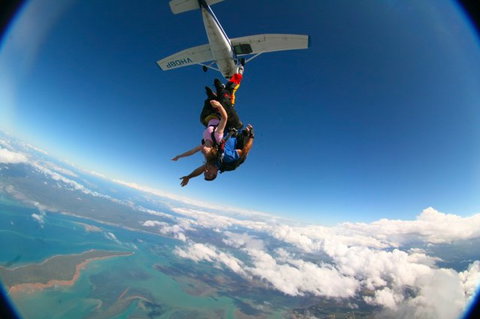 Skydive Hervey Bay - Great Ocean Road Tourism 1