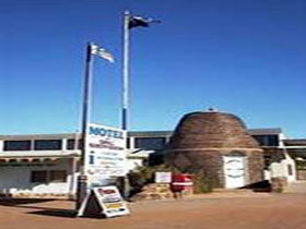 Andamooka Dukes Bottlehouse Museum - Great Ocean Road Tourism 0