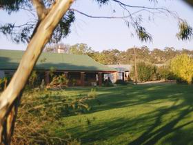 Cardinham Estate - Great Ocean Road Tourism 0