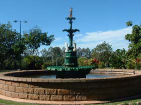 Band Rotunda And Fairy Fountain - Great Ocean Road Tourism 0