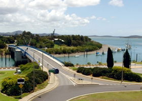 Gladstone Marina - Great Ocean Road Tourism 0