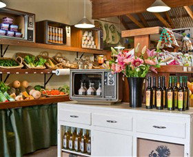 Lorne Greens - Great Ocean Road Tourism 0