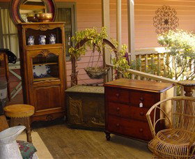 Watson's Creek Antiques & Cafe - Great Ocean Road Tourism 0