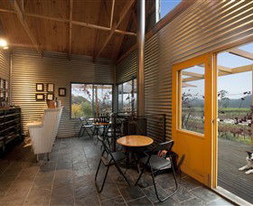 Zig Zag Rd Winery - Great Ocean Road Tourism 1