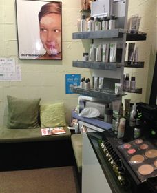 Bright Beauty Beautique - Great Ocean Road Tourism 0