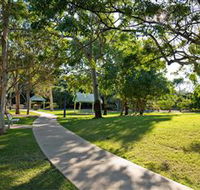 Millennium Esplanade and Tannum Sands Beach - Great Ocean Road Tourism