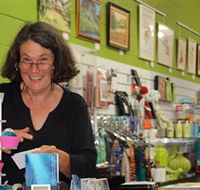 Artists on Parade Art Gallery - Great Ocean Road Tourism