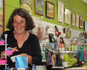 Artists On Parade Art Gallery - Great Ocean Road Tourism 0