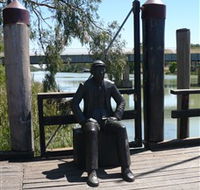 Captain John Egge Statue - Great Ocean Road Tourism