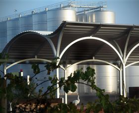 Andrew Peace Wines - Great Ocean Road Tourism 1
