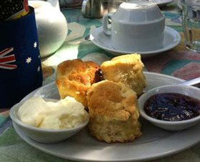 Afternoon Tea At Burnett House - Great Ocean Road Tourism 1