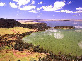 Nuga Nuga National Park And Lake Nuga Nuga - Great Ocean Road Tourism 0
