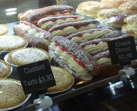 Strathy Hot Bread - Great Ocean Road Tourism 1