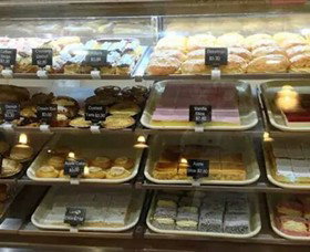 Strathy Hot Bread - Great Ocean Road Tourism 3