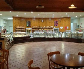 Strathy Hot Bread - Great Ocean Road Tourism 2