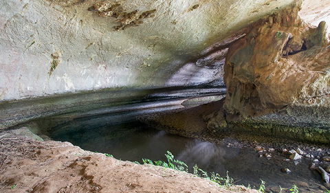Verandah Cave - Great Ocean Road Tourism 3
