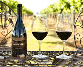 Whispering Brook - Great Ocean Road Tourism 0