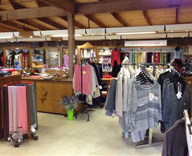 Australian Alpaca Barn - Pokolbin - Great Ocean Road Tourism 1