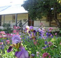Raglan Gallery And Cultural Centre - Great Ocean Road Tourism