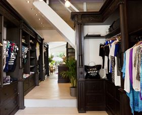 IV COLLECTIVE - Great Ocean Road Tourism 0