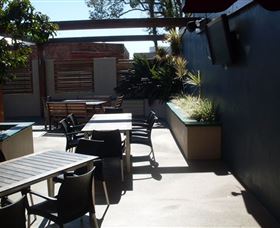 Tattersalls Hotel - Casino - Great Ocean Road Tourism 3