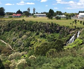Waratah Falls - Great Ocean Road Tourism 2