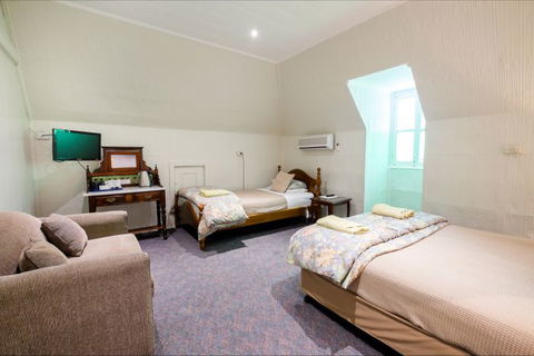Peel Inn Nundle - Great Ocean Road Tourism 5