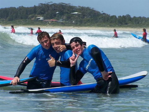 Broulee Surf School - Great Ocean Road Tourism 9