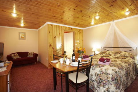 NorthEast Restawhile Bed And Breakfast - Great Ocean Road Tourism 10