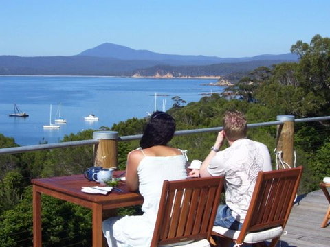 Snug Cove Bed And Breakfast - Great Ocean Road Tourism 0