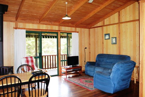 Hawke Brook Chalets - Great Ocean Road Tourism 3