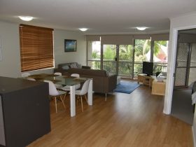 Sanctuary Beach Resort - Great Ocean Road Tourism 0