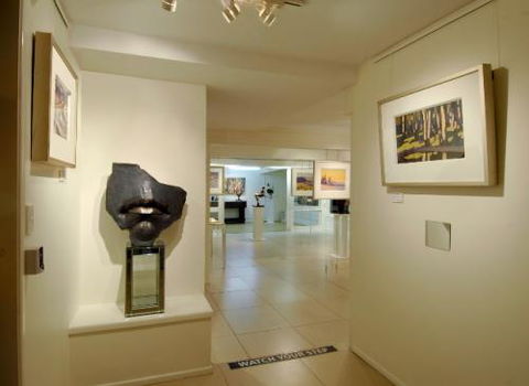 Art Nuvo Gallery - Great Ocean Road Tourism 1