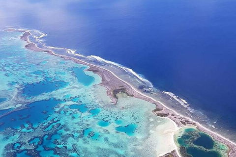 Abrolhos Islands Fixed-Wing Scenic Flight - Great Ocean Road Tourism 4