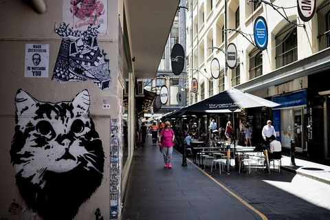 Melbourne Bites And Sights With Eureka Skydeck Entrance And Tram Ride - Great Ocean Road Tourism 3