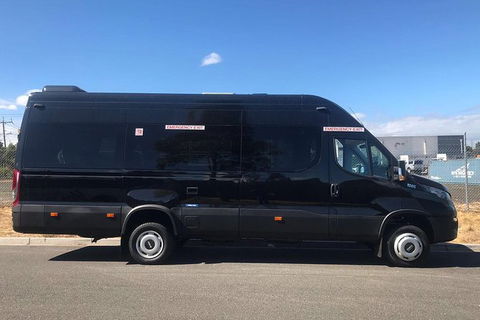 Airport Private Transfer 11 Pax - Great Ocean Road Tourism 0