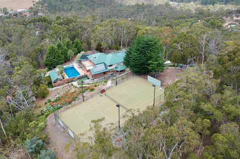 Tennis Experience In Hobart - Great Ocean Road Tourism 0