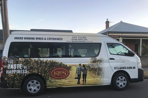 AirPort Transfers & People Mover - Great Ocean Road Tourism 7