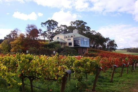 Adelaide Hills Day Tour. Winery Cellar Doors - Great Ocean Road Tourism 5