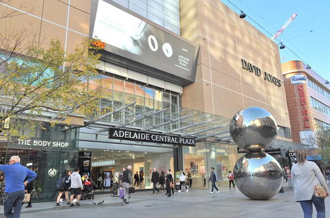 Adelaide's Best Walking Tour - Great Ocean Road Tourism 0
