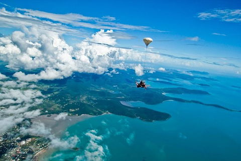 Airlie Beach Tandem Skydive - Great Ocean Road Tourism 5