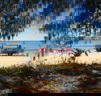 1770 Coastline Tour by LARC Amphibious Vehicle Including Picnic Lunch