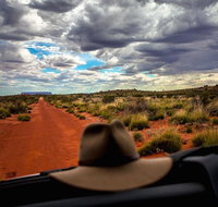 Mount Conner 4WD Small Group Tour from Ayers Rock including Dinner
