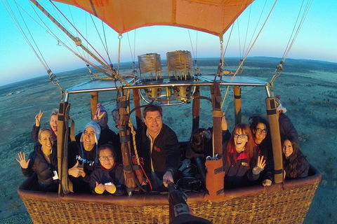 Early Morning Ballooning In Alice Springs - Great Ocean Road Tourism 3