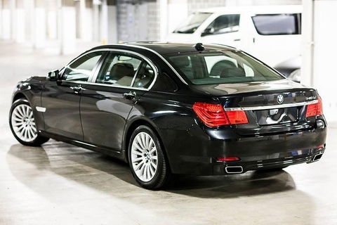 Family Sydney Airport Departure Transfer - Great Ocean Road Tourism 4