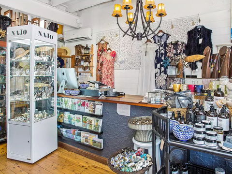 Bombo Clothing Co And The Bombo Gallery - Great Ocean Road Tourism 0