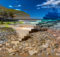 Dawsons Island Beach - Great Ocean Road Tourism